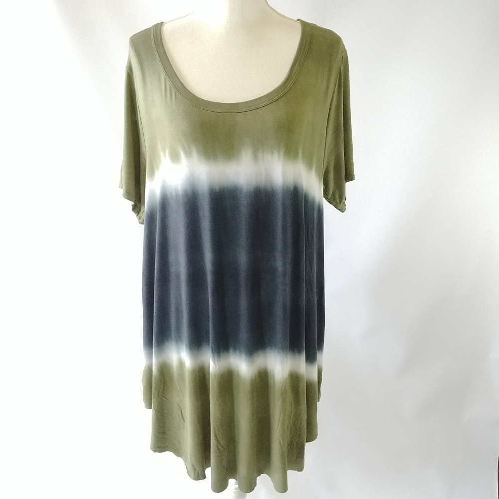 ✨3 for $30✨ NWOT Tie Dye Style Boho Tunic